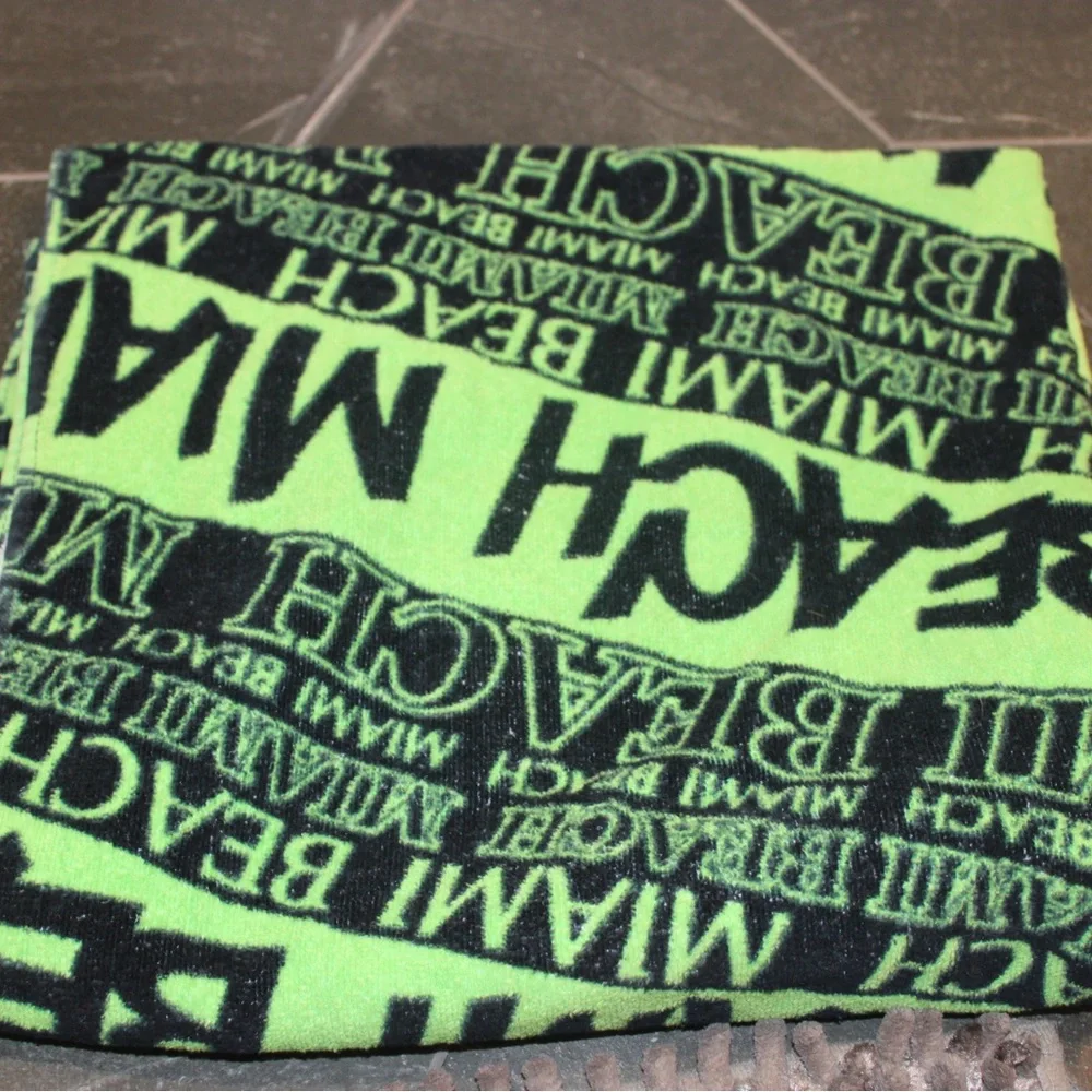 Miami Beach Neon Green & Black Beach / Travel Towel
